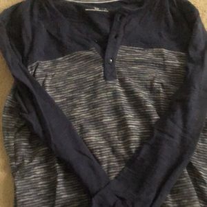 Men’s long sleeve Henley